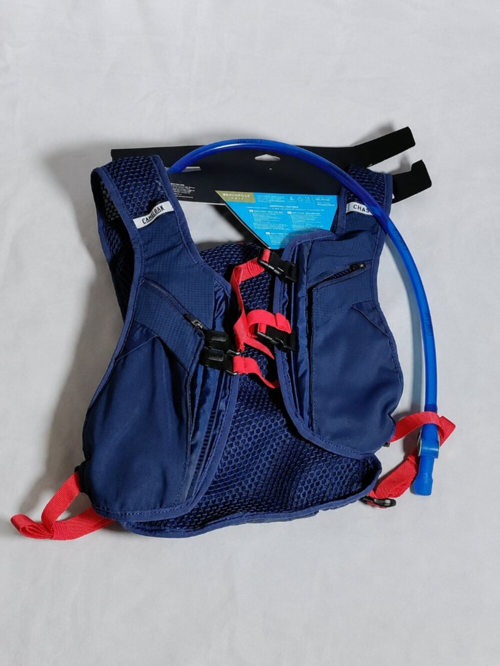 CamelBak Chase Race 4 Mens Bike Hydration Vest 50oz 1.5L Deep Sea NWT - Picture 2 of 5